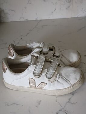 Veja Kids Sneakers